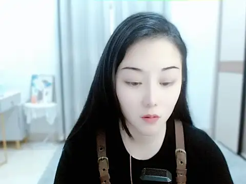 Snapshot of Angel-C chatting on March 12, 2025, 1:25 am Angel-C online show from March 12, 2025, 1:25 am