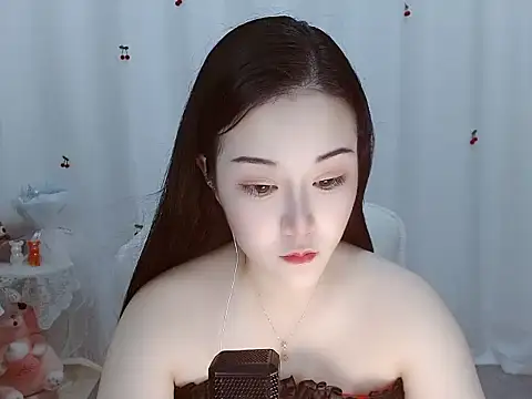 Snapshot of Angel-C chatting on September 14, 2025, 1:38 am Angel-C online show from September 14, 2025, 1:38 am