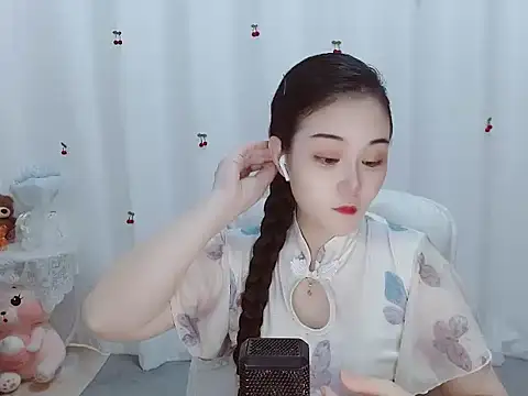 Snapshot of Angel-C chatting on September 27, 2025, 1:32 am Angel-C online show from September 27, 2025, 1:32 am