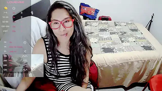 malishka18 online show from March 8, 2025, 1:39 am