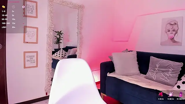 barbie es online show from February 21, 2025, 2:48 pm