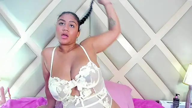 Snapshot of SSCARLETH_ chatting on March 5, 2025, 2:34 pm SSCARLETH  online show from March 5, 2025, 2:34 pm