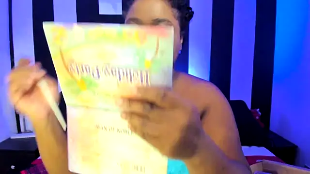 Snapshot of YeminaLeman chatting on March 14, 2025, 10:29 am YeminaLeman online show from March 14, 2025, 10:29 am