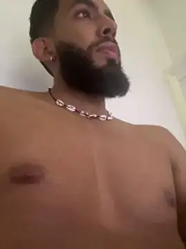 Alessandro  Rossi online show from April 8, 2026, 7:03 pm