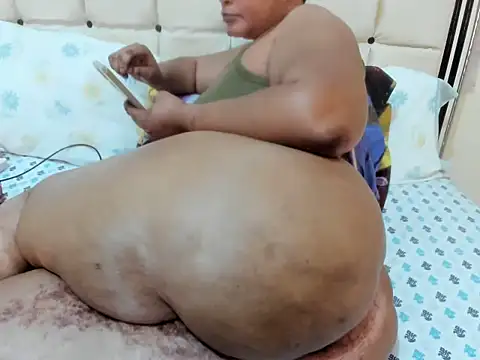 bigbooty29 online show from May 29, 2026, 7:01 pm