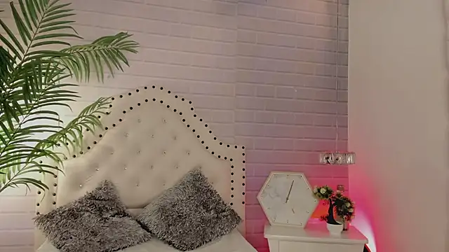  Eurekaa  online show from February 27, 2025, 10:53 pm