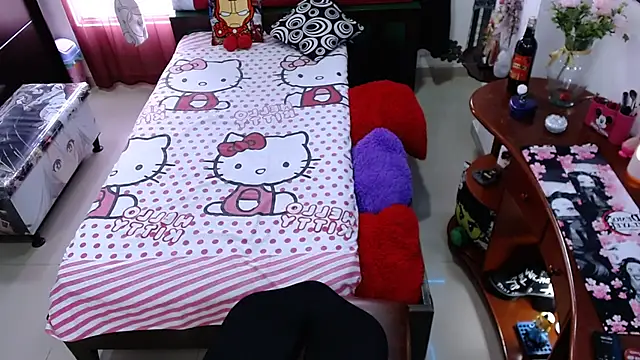 lufek23 online show from January 14, 2025, 9:41 pm