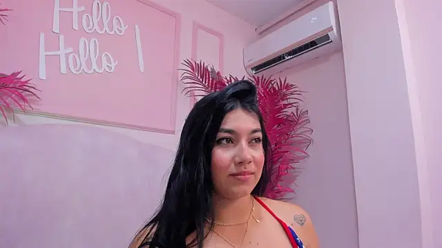 Natasharuso online show from February 19, 2025, 2:44 pm