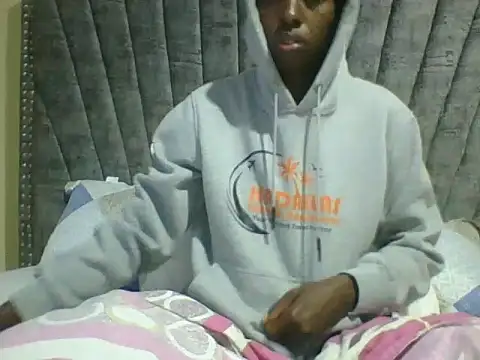 Snapshot of Dizzydose chatting on February 22, 2025, 5:02 am Dizzydose online show from February 22, 2025, 5:02 am