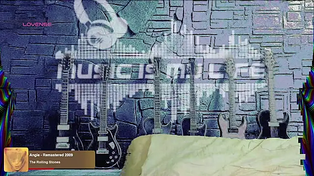 chino roz online show from March 8, 2025, 4:39 pm