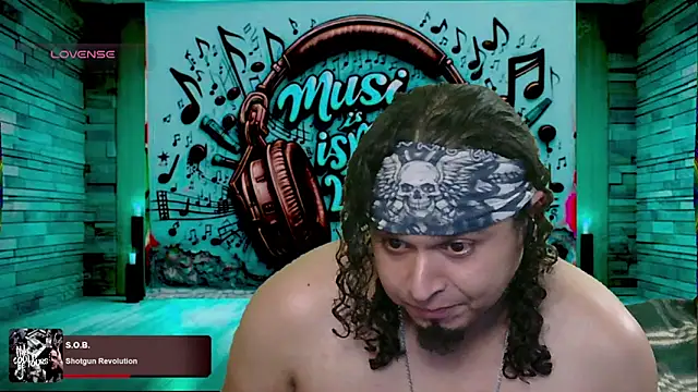 chino roz online show from March 20, 2025, 9:37 am