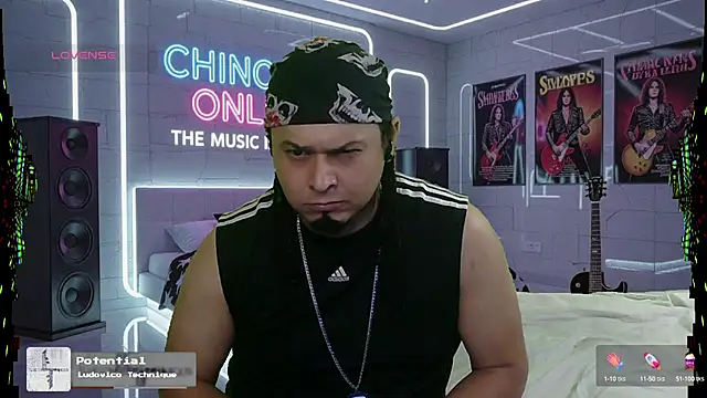 chino roz online show from October 14, 2025, 9:10 am