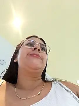 Latina sexy1 online show from January 15, 2026, 2:21 pm