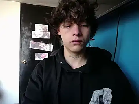 Santiago kiler online show from March 9, 2025, 1:26 pm