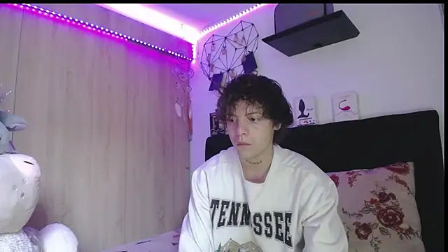 Santiago kiler online show from March 30, 2026, 1:23 pm