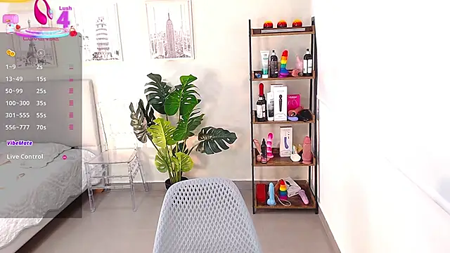 Sassy--Girl online show from March 14, 2025, 6:18 pm