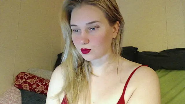 Snapshot of mmmPinUpGirl chatting on October 18, 2025, 6:52 pm mmmPinUpGirl online show from October 18, 2025, 6:52 pm