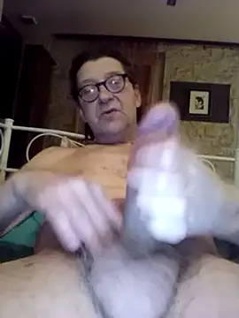 Snapshot of GrudgingCaspian chatting on February 10, 2025, 7:28 pm GrudgingCaspian online show from February 10, 2025, 7:28 pm