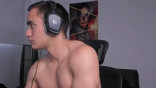 Snapshot of AlexRivera6 chatting on February 17, 2025, 10:58 pm AlexRivera6 online show from February 17, 2025, 10:58 pm