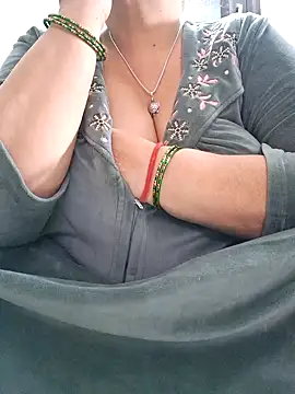 Snapshot of Kavya_XX chatting on December 13, 2024, 5:38 am Kavya XX online show from December 13, 2024, 5:38 am