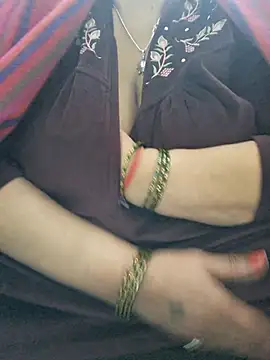 Snapshot of Kavya_XX chatting on January 27, 2025, 4:22 pm Kavya XX online show from January 27, 2025, 4:22 pm