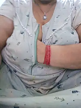 Snapshot of Kavya_XX chatting on March 15, 2025, 6:32 pm Kavya XX online show from March 15, 2025, 6:32 pm