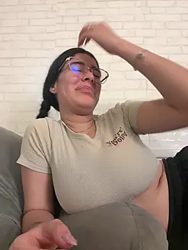  Niah  online show from March 14, 2025, 8:49 pm