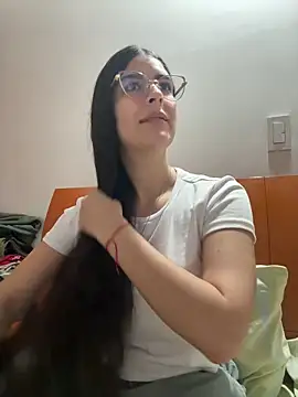 Snapshot of _Niah_ chatting on February 22, 2026, 1:40 am Niah online show from February 22, 2026, 1:40 am