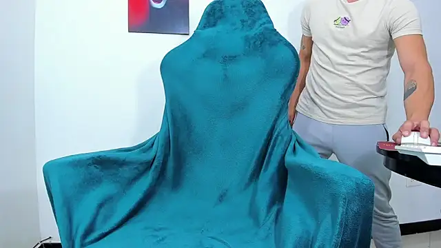 lazzon bastion online show from January 24, 2025, 11:34 pm