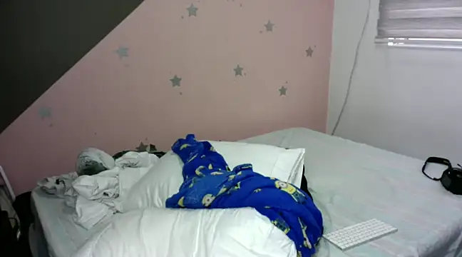 sorry-mom69 online show from February 5, 2025, 8:57 pm