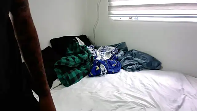 sorry-mom69 online show from October 2, 2025, 7:10 pm