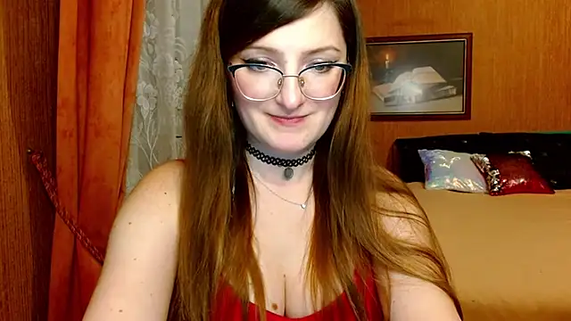 Arielsssplash online show from December 30, 2024, 6:16 pm