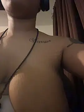 nickytheehawtie online show from March 24, 2026, 1:21 am