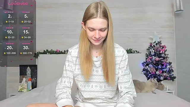 Snapshot of molly_hunt_ chatting on December 24, 2024, 4:44 am molly hunt  online show from December 24, 2024, 4:44 am