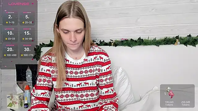 Snapshot of molly_hunt_ chatting on December 27, 2024, 12:56 pm molly hunt  online show from December 27, 2024, 12:56 pm