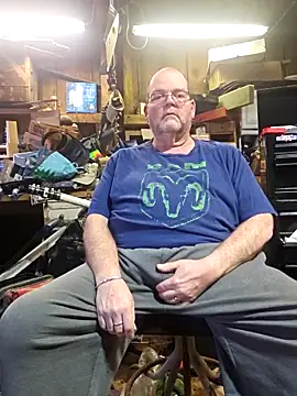 mrwizard4570 online show from February 12, 2026, 8:04 pm