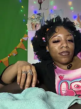 Snapshot of Kayyummy98 chatting on December 13, 2024, 9:24 am Kayyummy98 online show from December 13, 2024, 9:24 am