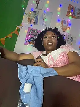 Snapshot of Kayyummy98 chatting on December 14, 2024, 9:29 am Kayyummy98 online show from December 14, 2024, 9:29 am