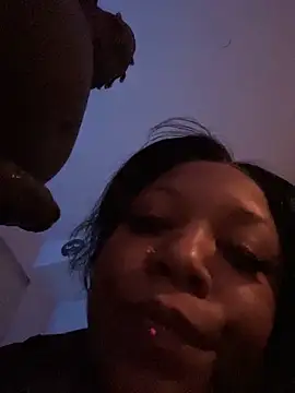 Snapshot of Kayyummy98 chatting on March 8, 2026, 4:49 am Kayyummy98 online show from March 8, 2026, 4:49 am