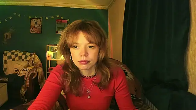 ClancyMorissey online show from October 17, 2025, 6:43 pm