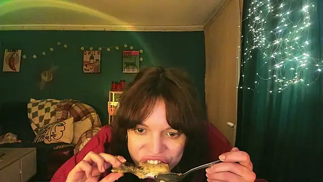 Snapshot of ClancyMorissey chatting on April 27, 2026, 5:00 pm ClancyMorissey online show from April 27, 2026, 5:00 pm