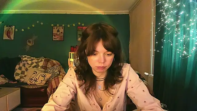 Snapshot of ClancyMorissey chatting on May 6, 2026, 4:45 pm ClancyMorissey online show from May 6, 2026, 4:45 pm