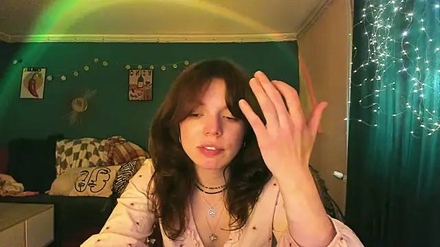 Snapshot of ClancyMorissey chatting on May 14, 2026, 4:58 pm ClancyMorissey online show from May 14, 2026, 4:58 pm