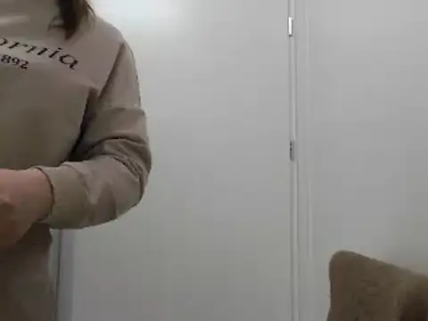 Snapshot of loveis007 chatting on February 26, 2025, 8:22 pm loveis007 online show from February 26, 2025, 8:22 pm