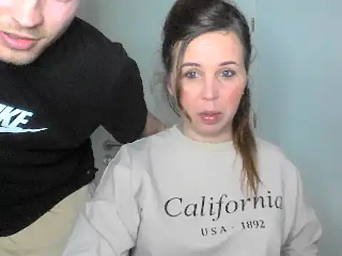 Snapshot of loveis007 chatting on February 27, 2025, 9:58 pm loveis007 online show from February 27, 2025, 9:58 pm