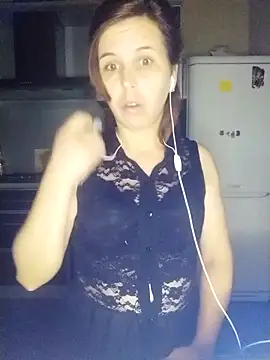 Snapshot of loveis007 chatting on October 29, 2025, 10:00 pm loveis007 online show from October 29, 2025, 10:00 pm