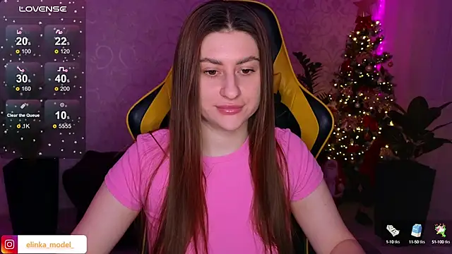 Snapshot of Elishka_ chatting on January 9, 2025, 6:15 pm Elishka  online show from January 9, 2025, 6:15 pm