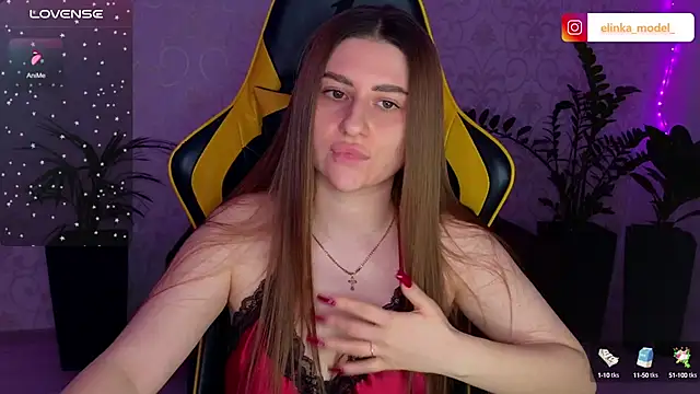 Snapshot of Elishka_ chatting on February 24, 2025, 8:58 pm Elishka  online show from February 24, 2025, 8:58 pm