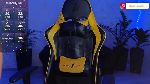 Snapshot of Elishka_ chatting on February 25, 2025, 6:09 pm Elishka  online show from February 25, 2025, 6:09 pm