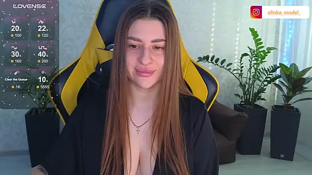 Snapshot of Elishka_ chatting on February 26, 2025, 6:37 am Elishka  online show from February 26, 2025, 6:37 am